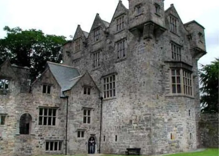 Whitehorse House * Donegal Town